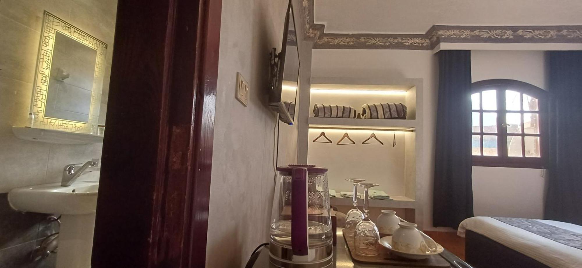 Pyramids Kingdom Hotel Kafrat al Jabal Luaran gambar